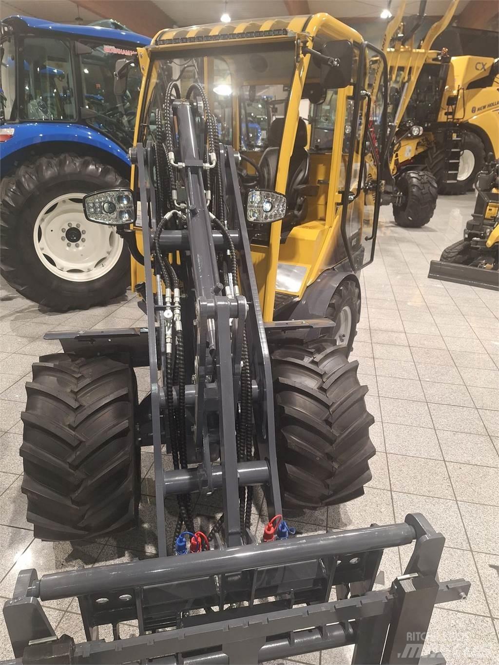 Eurotrac W12S Фронтальні навантажувачі та екскаватори