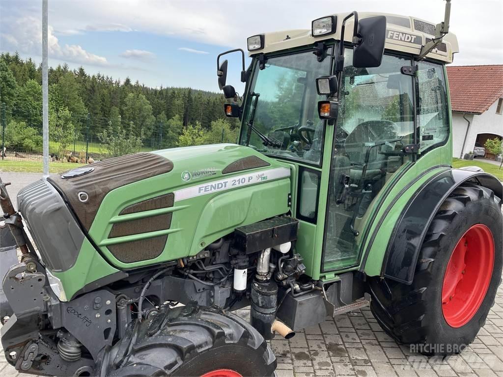 Fendt 210 Vario P Трактори