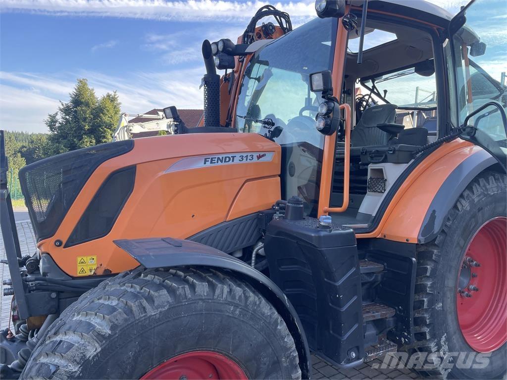 Fendt 313 Vario Трактори