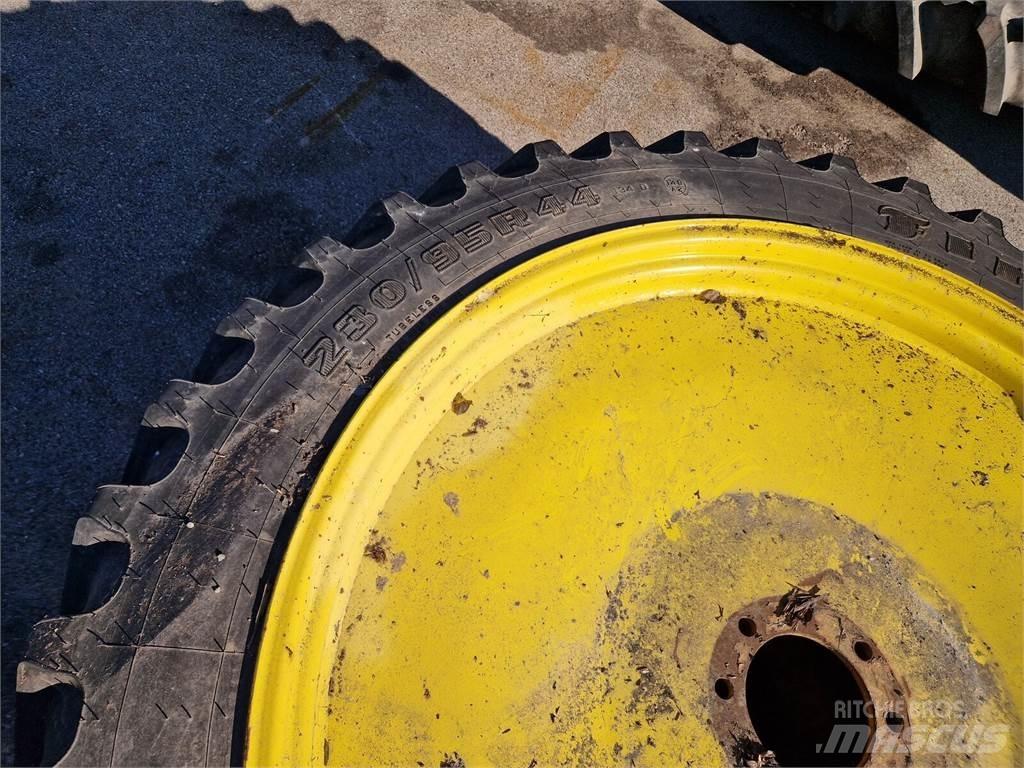 Firestone 230/95R44 Колеса