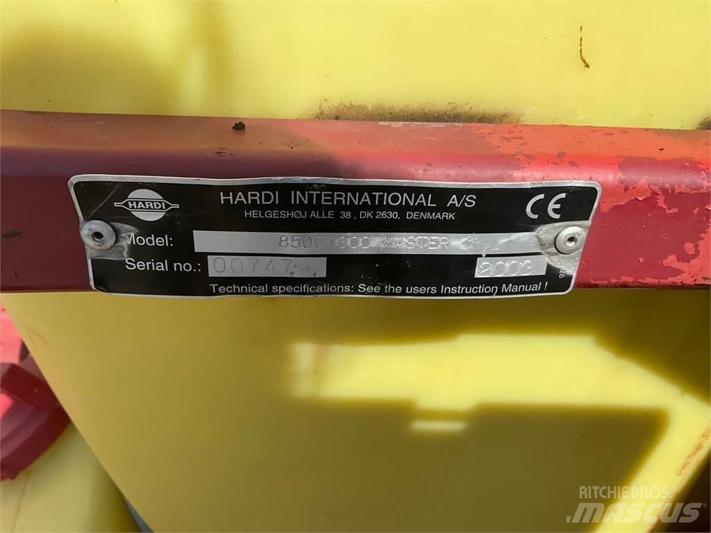 Hardi Master Причіпні обприскувачі