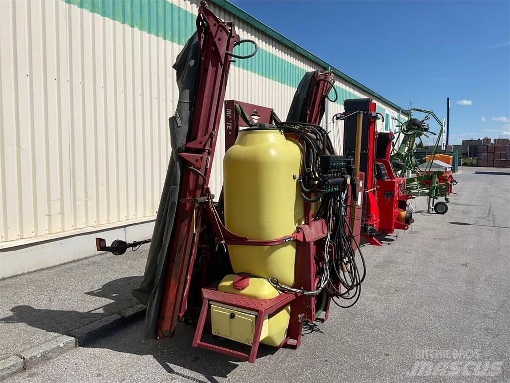 Hardi Master Причіпні обприскувачі