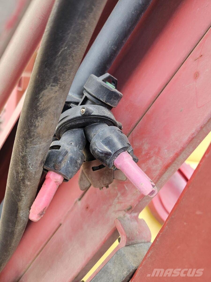 Hardi Master Причіпні обприскувачі