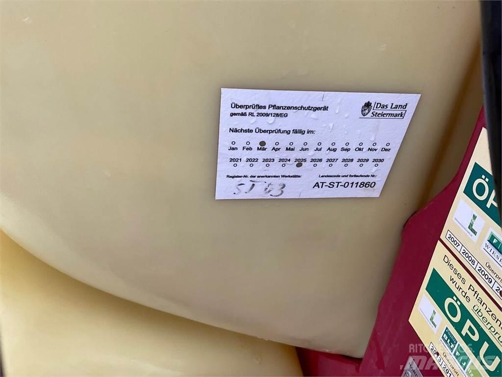 Hardi Master 1000 Причіпні обприскувачі