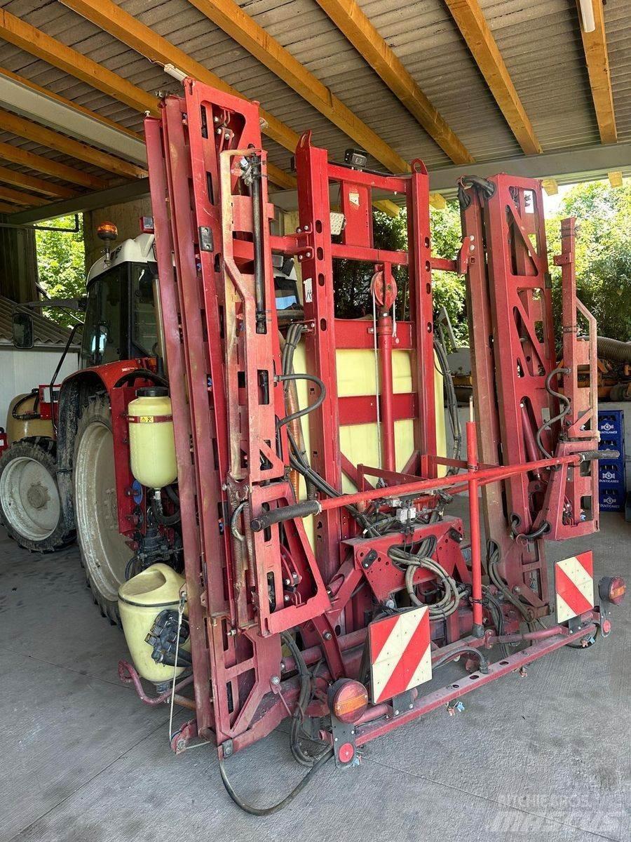 Hardi Master 1200 Причіпні обприскувачі