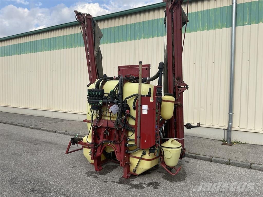 Hardi Master 1200 Причіпні обприскувачі