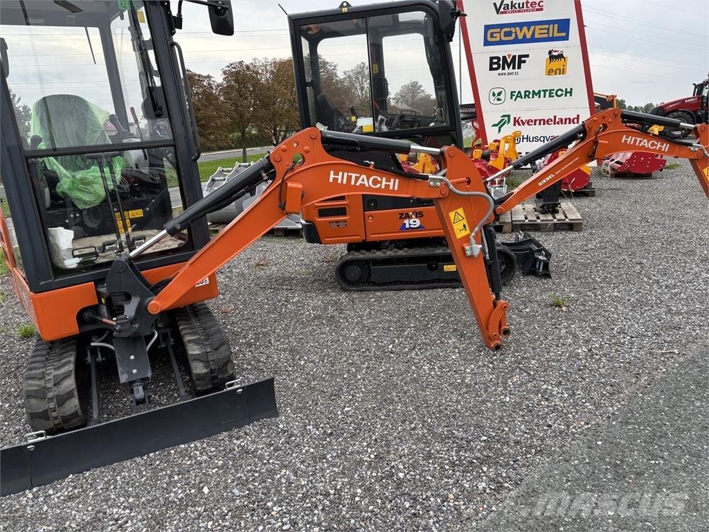 Hitachi ZX19-6 Гусеничні екскаватори