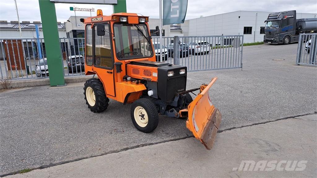 Holder P 30 Трактори