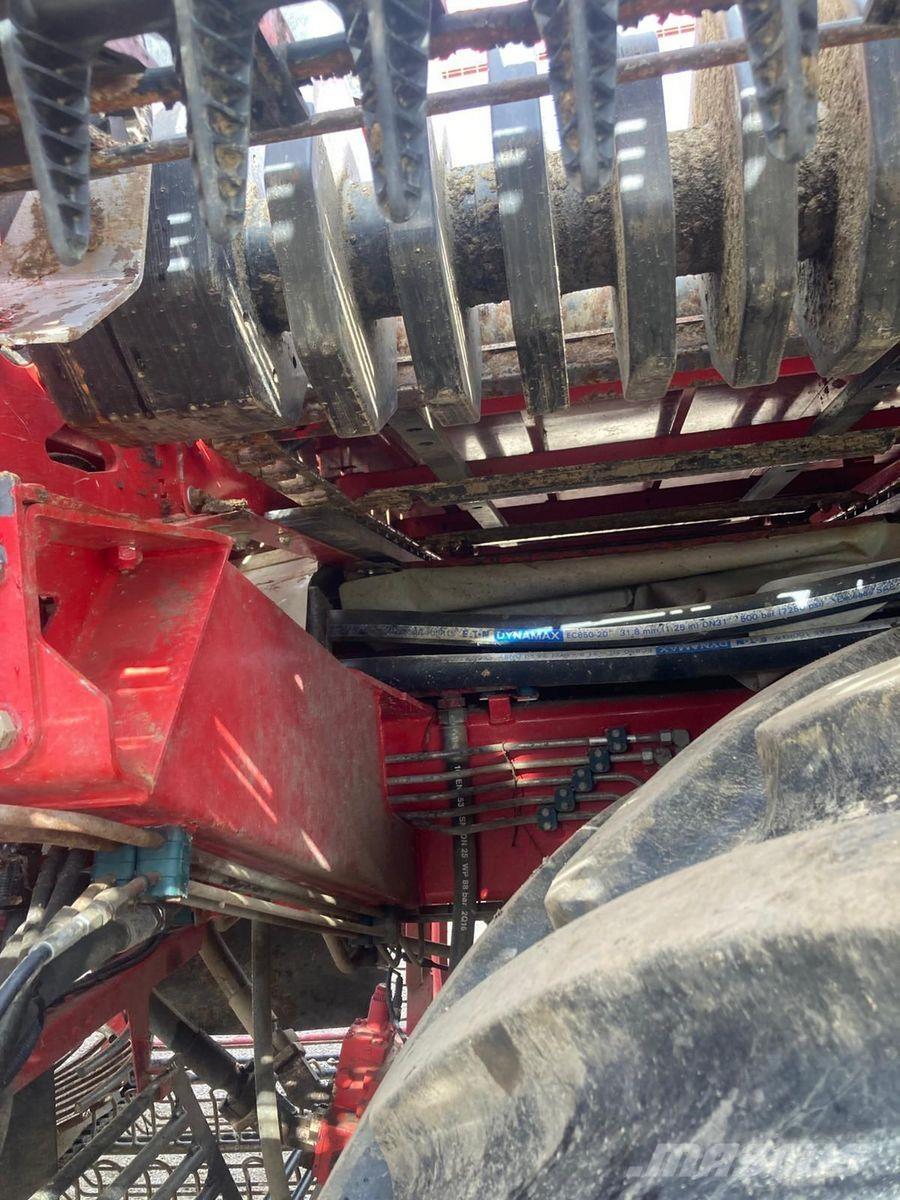 Holmer T4-30 Бурякозбиральні комбайни