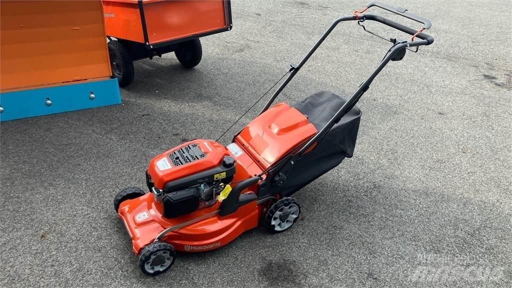 Husqvarna LC 347V Самохідні газонокосарки