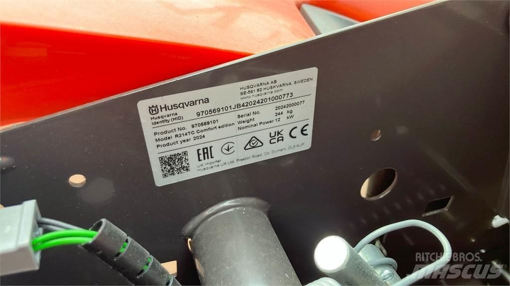 Husqvarna R 214TC Комунальна техніка - Інші