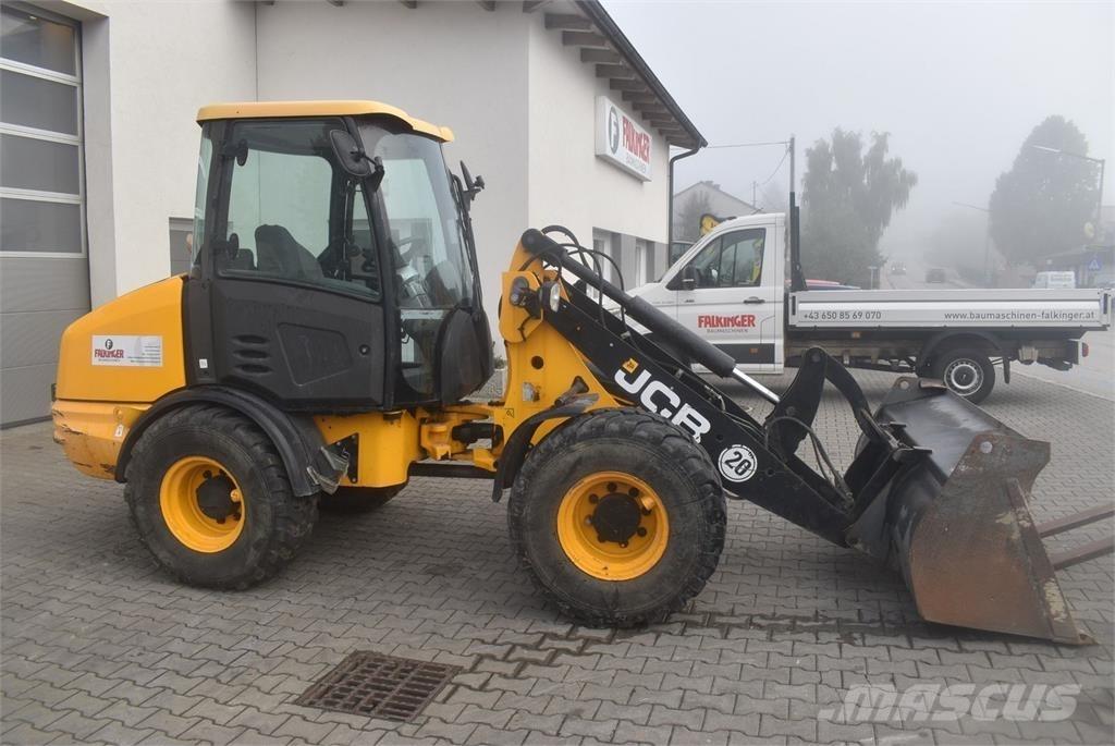 JCB 406 Фронтальні навантажувачі