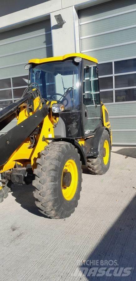 JCB 407 Фронтальні навантажувачі