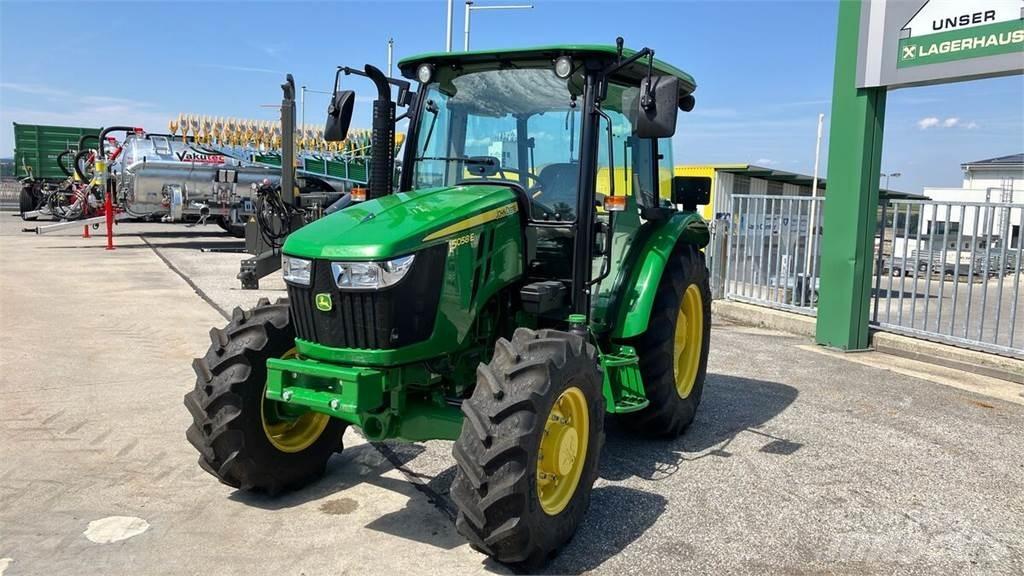 John Deere 5058E Трактори