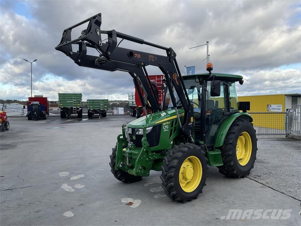 John Deere 5075E Трактори