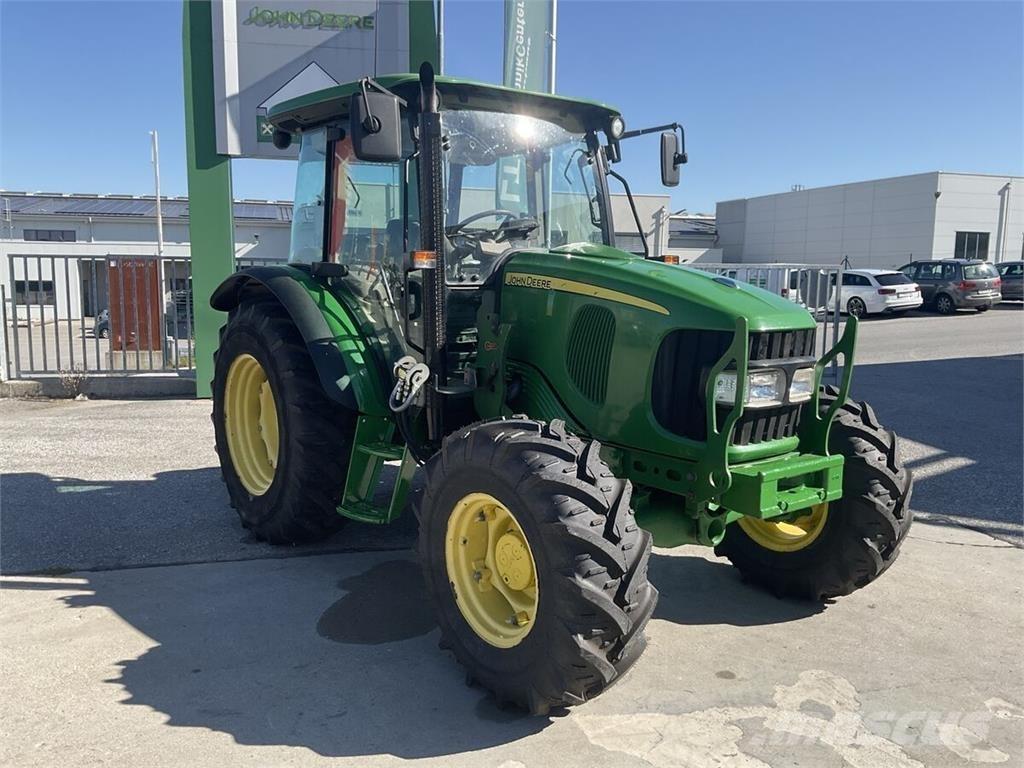 John Deere 5080R Трактори