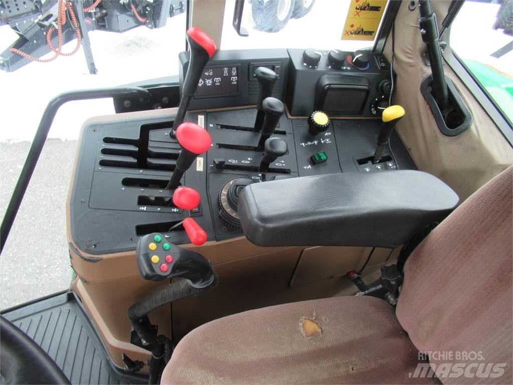 John Deere 6800 Трактори