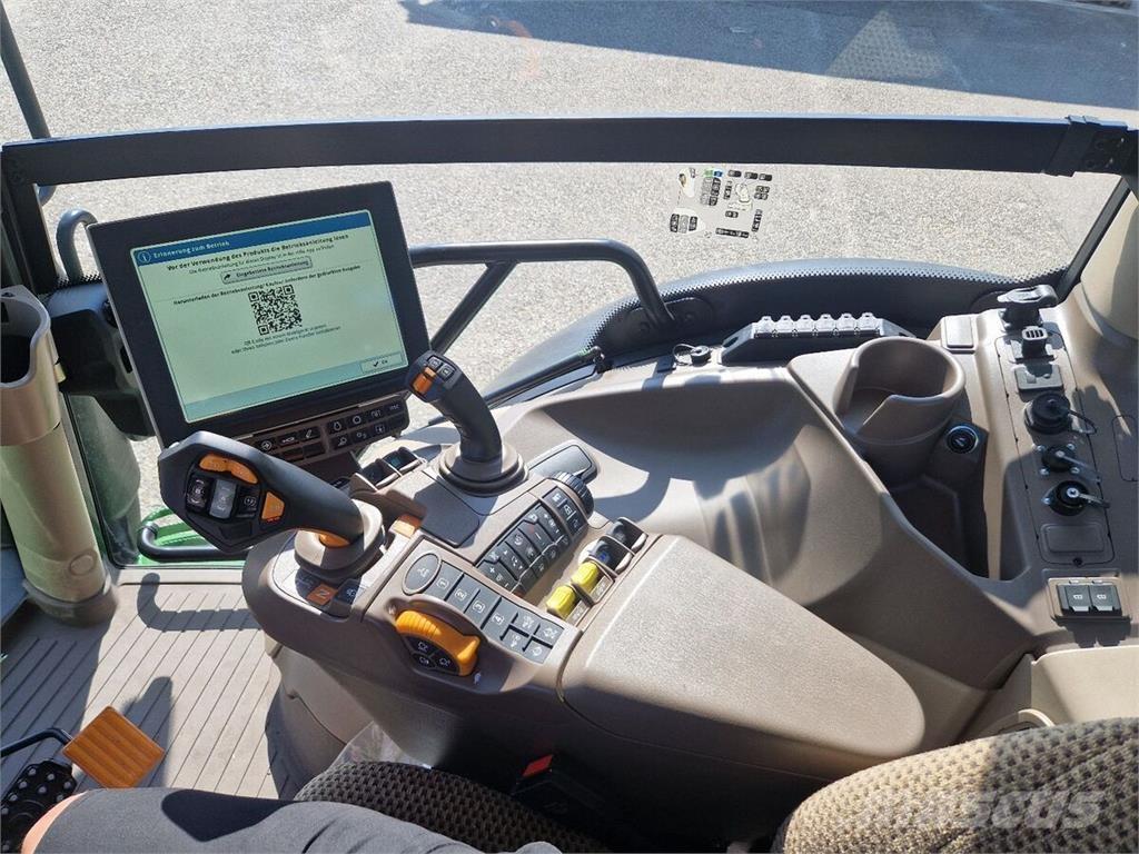 John Deere 6R 120 Трактори