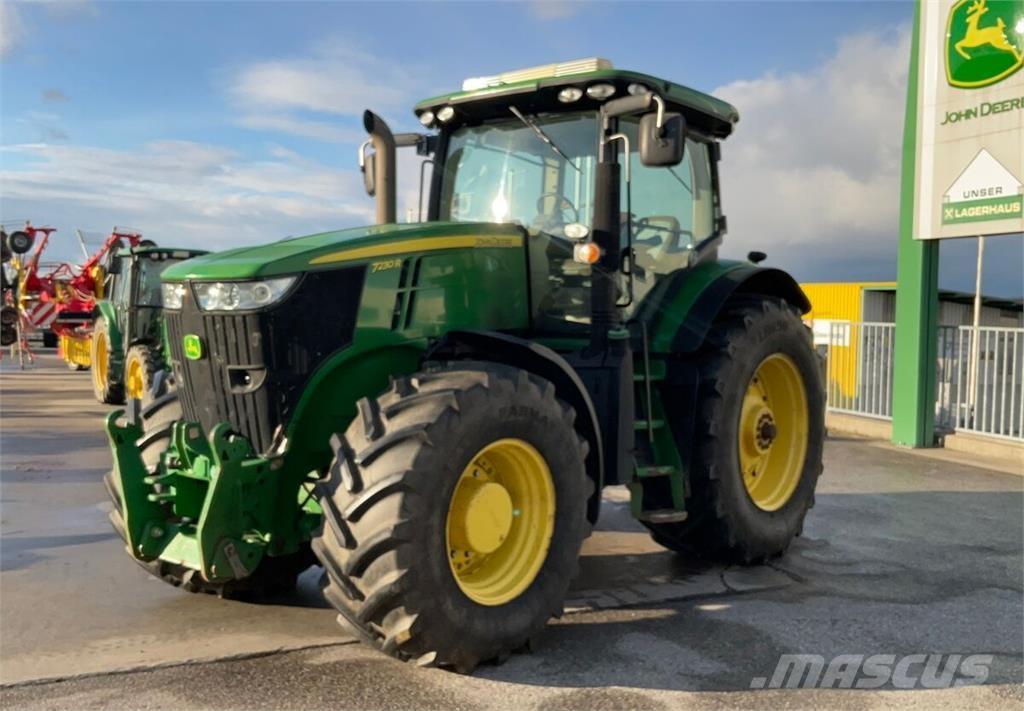John Deere 7230R Трактори