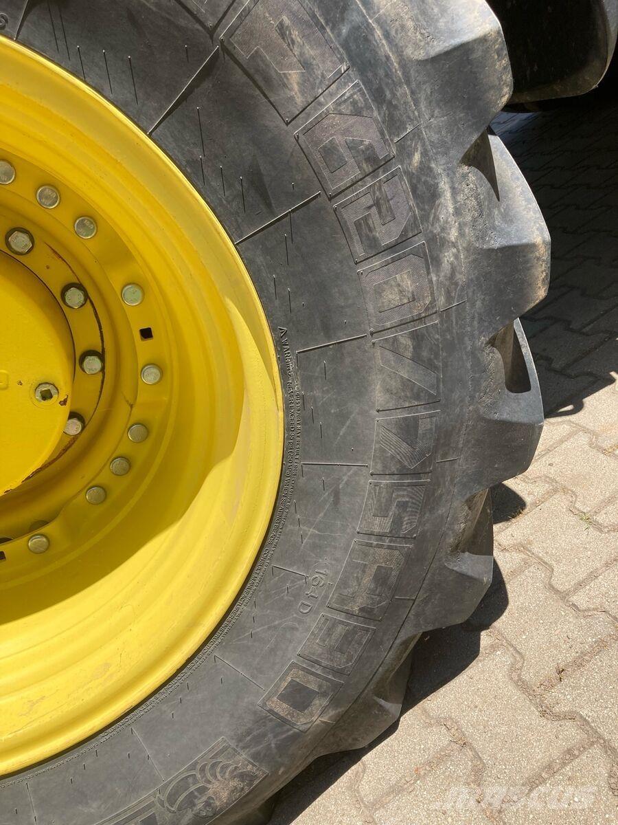 John Deere 7290R Трактори