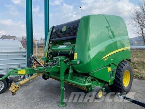 John Deere 960 Рулонні прес-підбирачі