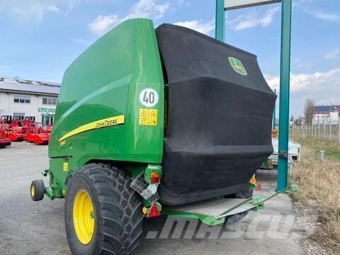 John Deere 960 Рулонні прес-підбирачі