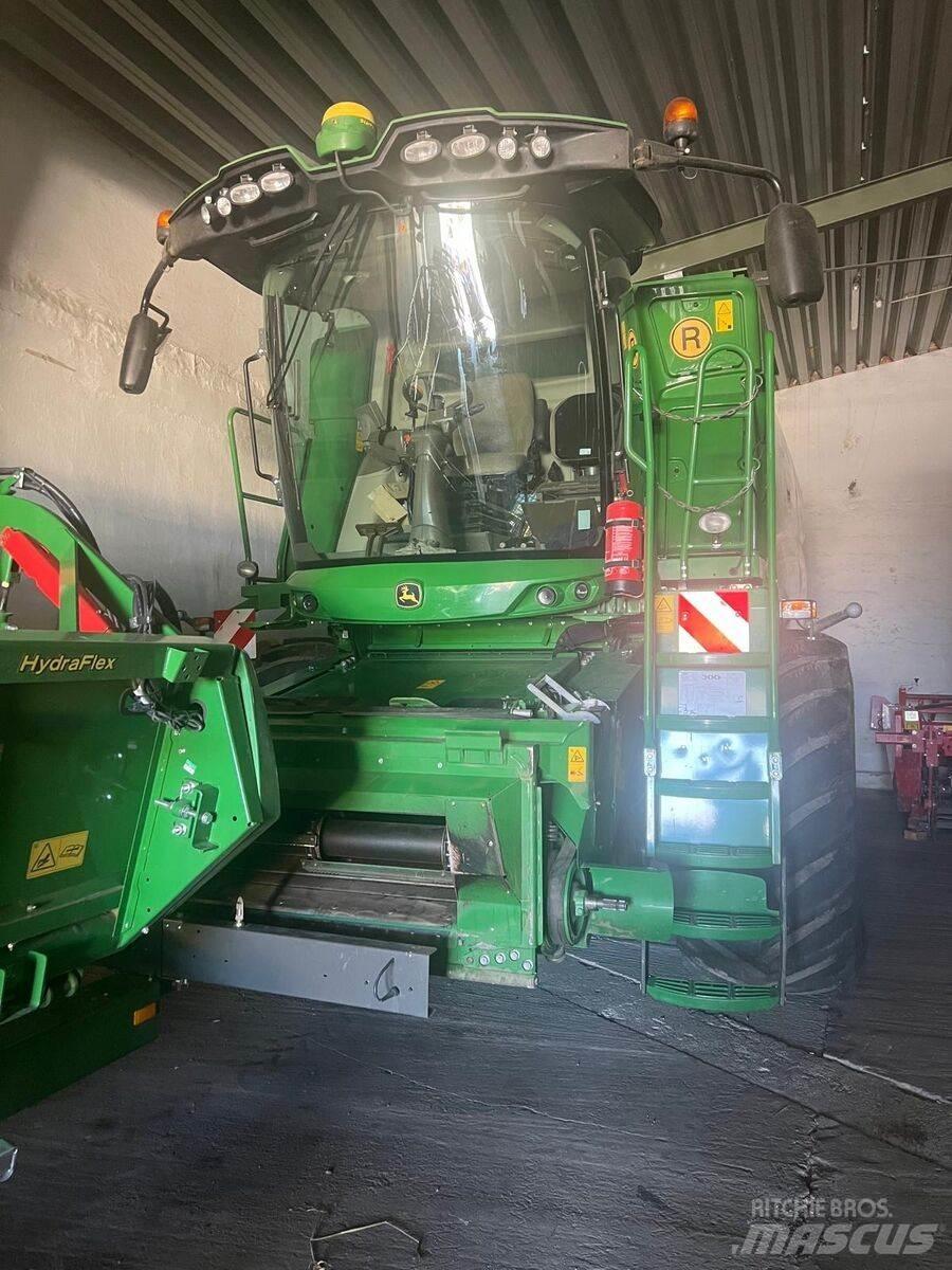 John Deere T550 Зернозбиральні комбайни