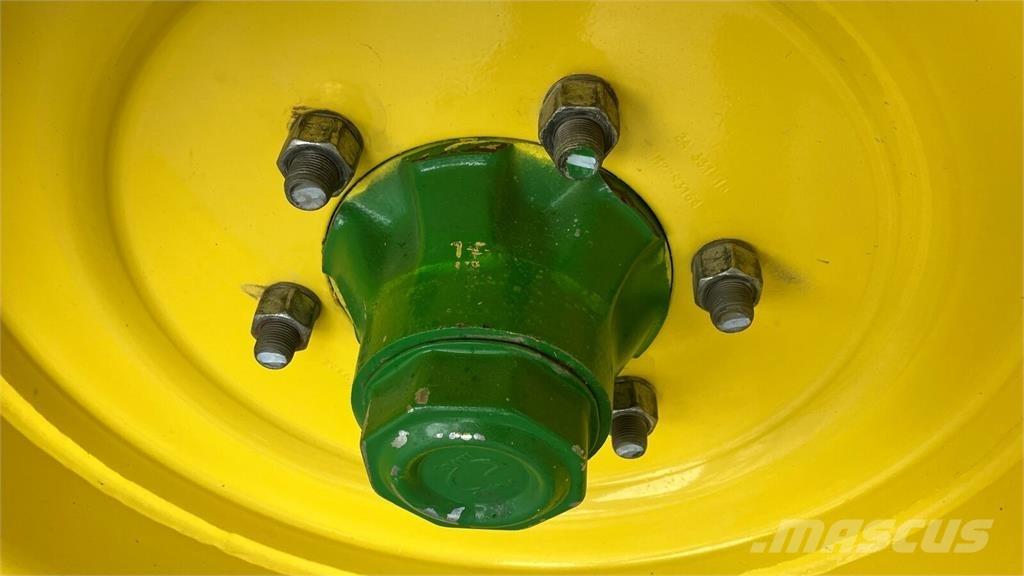 John Deere V461R Рулонні прес-підбирачі