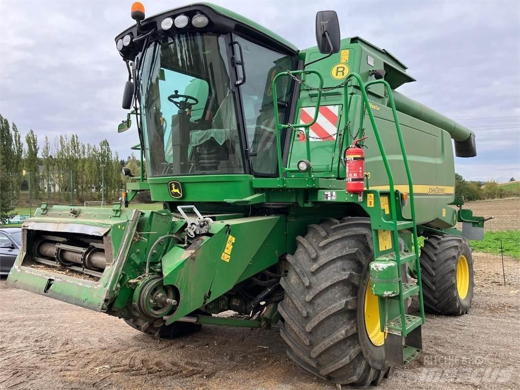 John Deere W660 HM Зернозбиральні комбайни