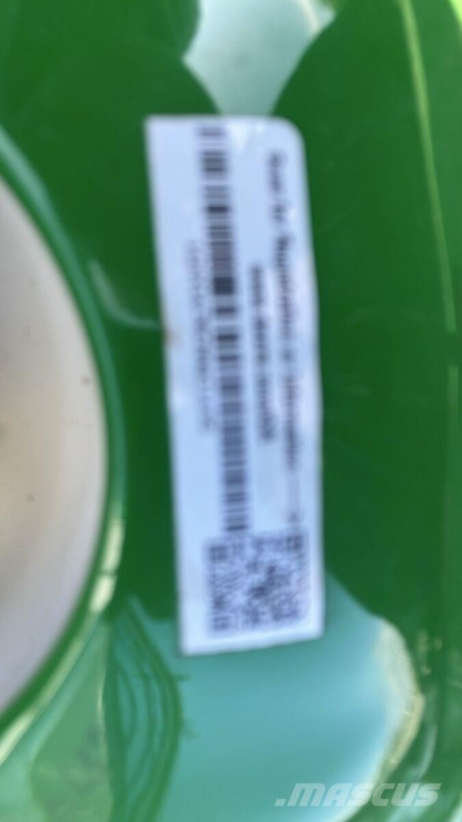 John Deere X167R Комунальна техніка - Інші