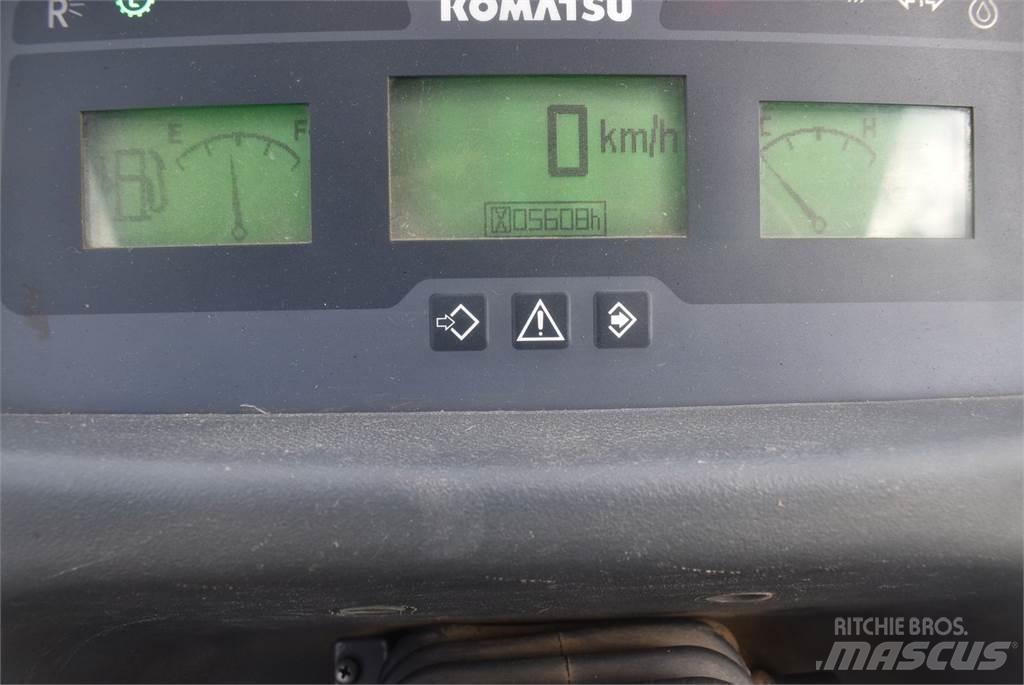 Komatsu WA100M-7 Фронтальні навантажувачі