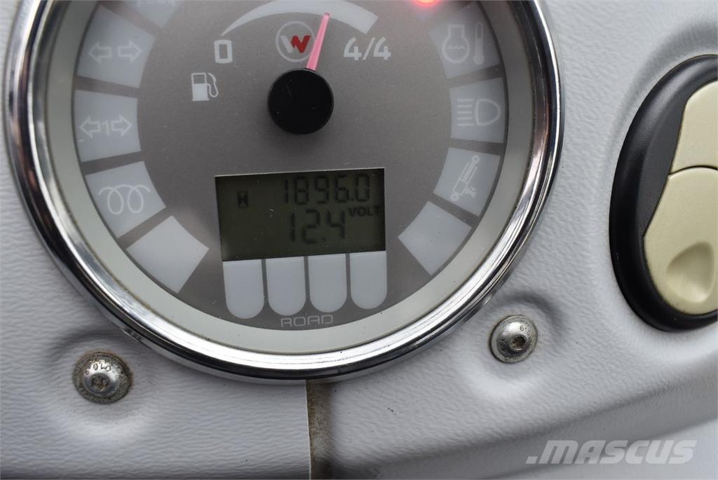 Kramer 350 Фронтальні навантажувачі