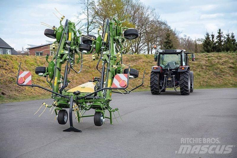 Krone 820 Vendro Граблі і сінозворушувачі
