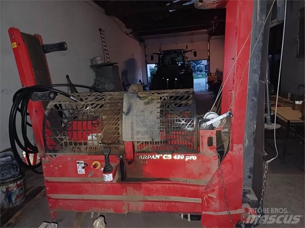 Krpan CS 420 pro Дровоколи, рубальні машини, дробарки