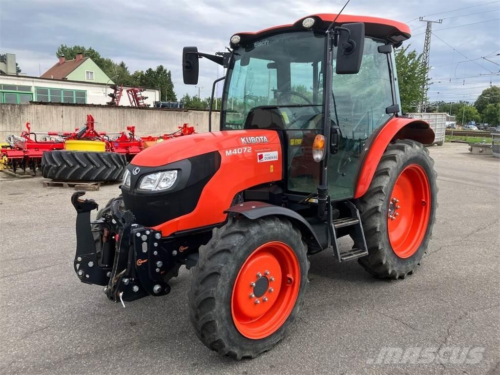 Kubota M4072 Трактори