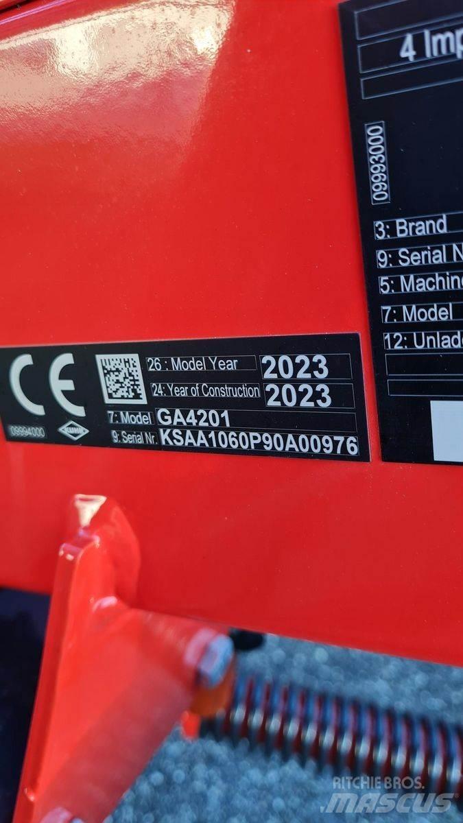 Kuhn GA3901 Прибиральні комбайни