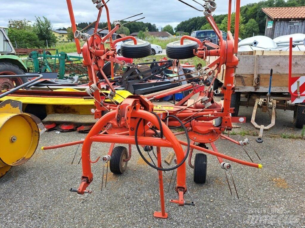 Kuhn GF 4201 HM Граблі і сінозворушувачі
