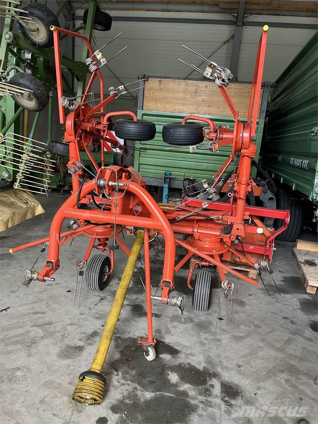 Kuhn GF 4201 MH Граблі і сінозворушувачі