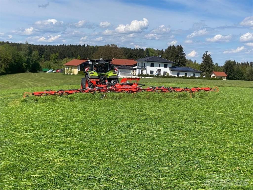 Kuhn GF13003 T Граблі і сінозворушувачі