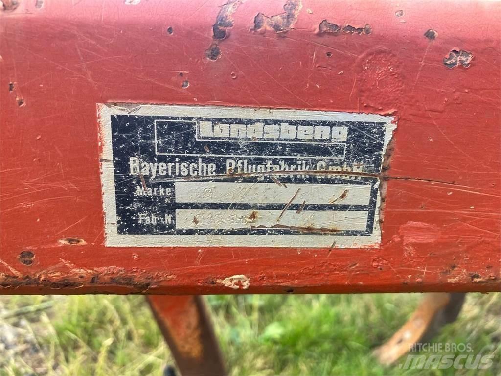 Landsberg 250/13 Культиватори