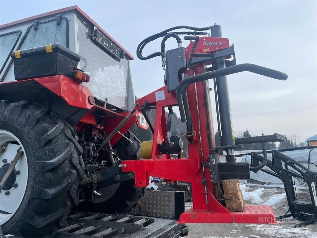 Lindner 1600 A Трактори