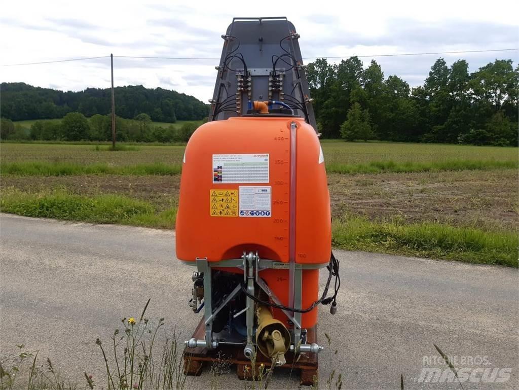 Lochmann APS 4/60QZ Причіпні обприскувачі