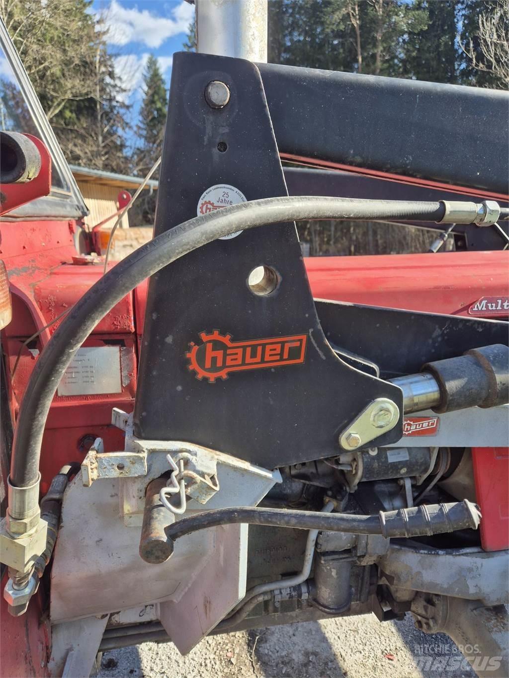Massey Ferguson 175 Трактори