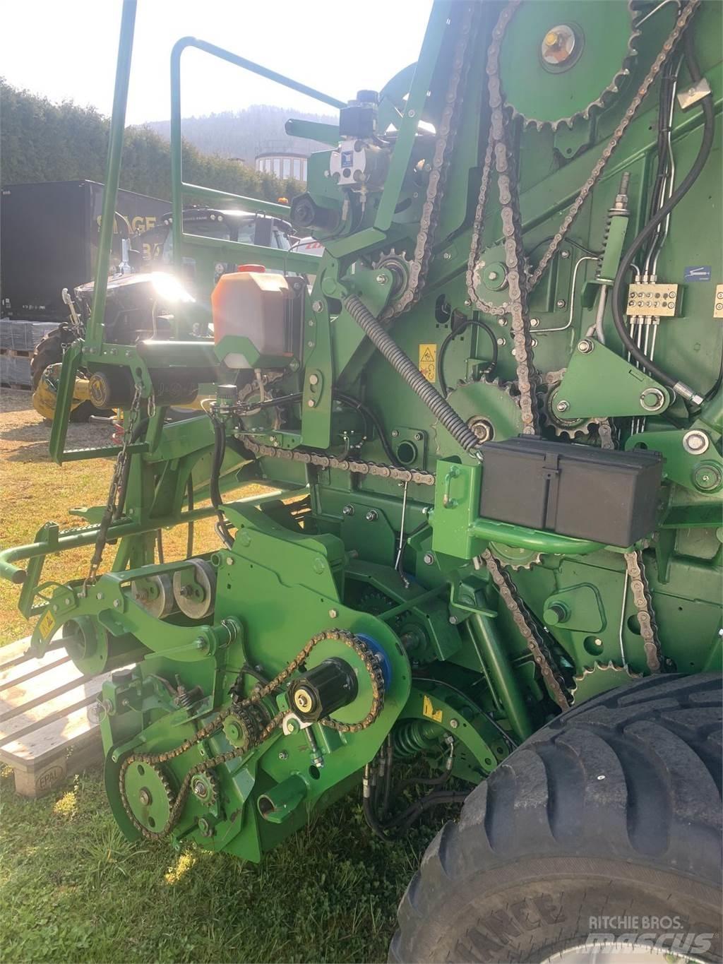 McHale V6750 Рулонні прес-підбирачі