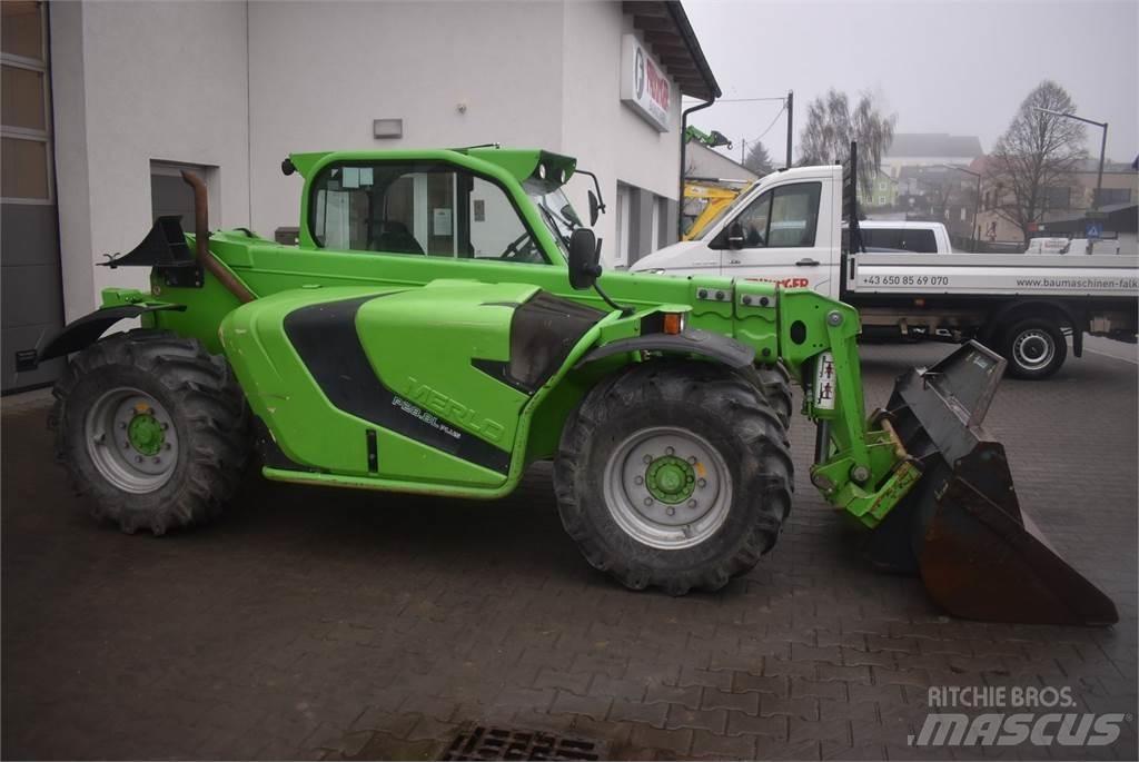 Merlo P28.8L Телескопічні навантажувачі