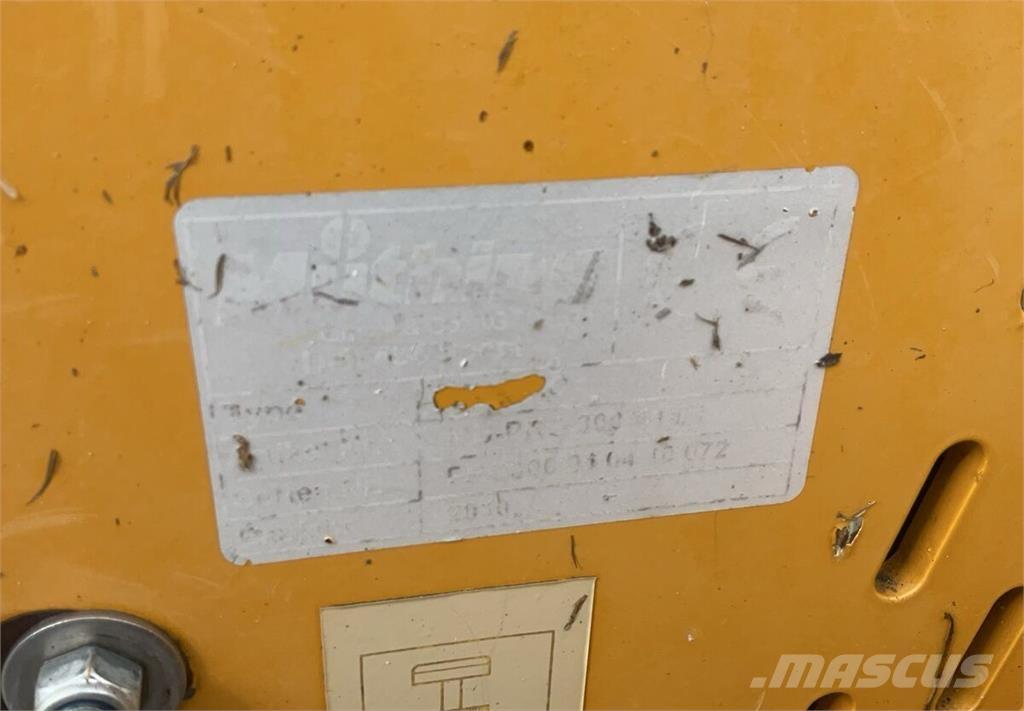 Müthing MU pro 300 Газонні і лукові косилки