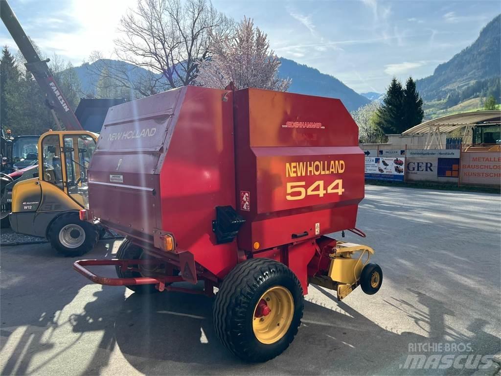 New Holland 544 Рулонні прес-підбирачі