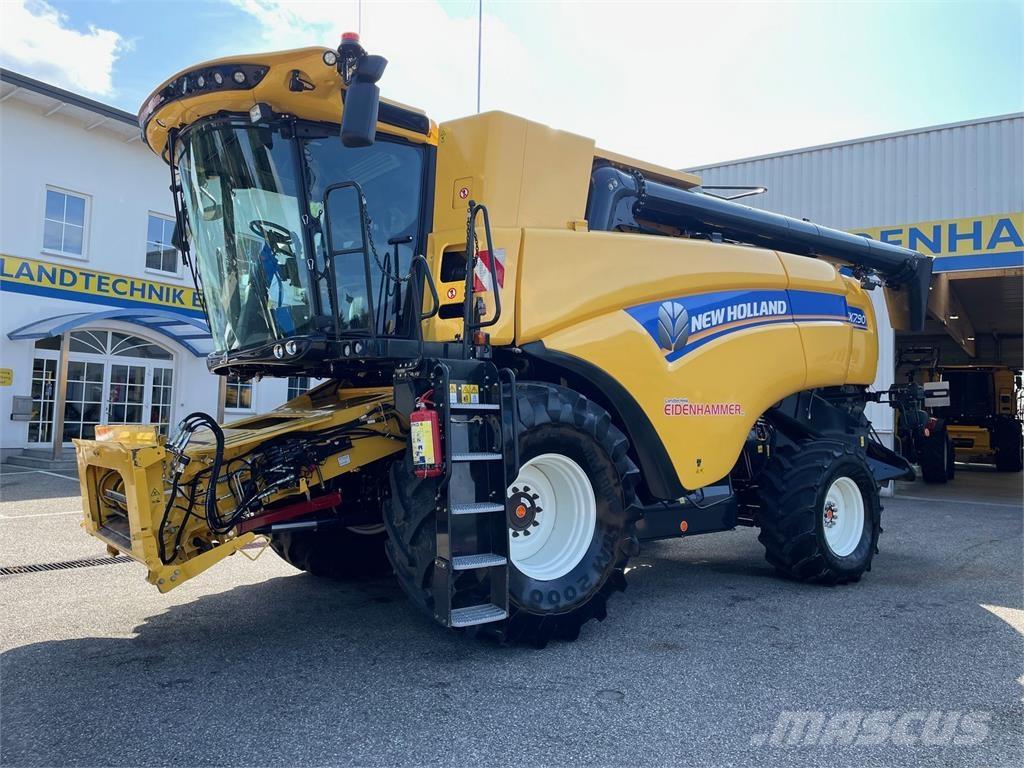 New Holland CX 7.90 Зернозбиральні комбайни