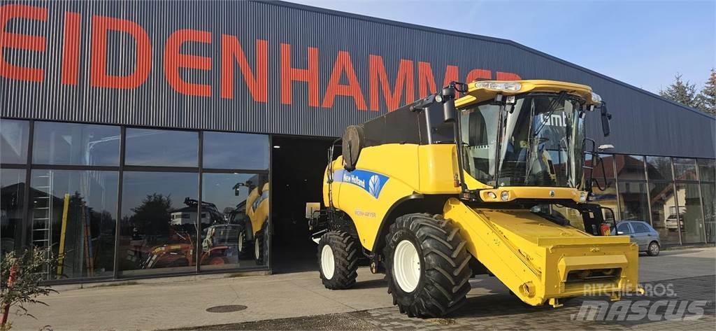 New Holland CX8040 Зернозбиральні комбайни