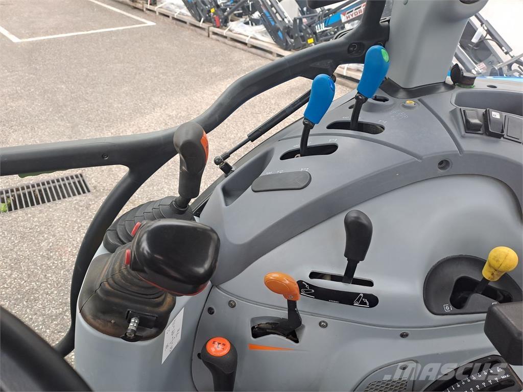 New Holland T 5.75 Трактори